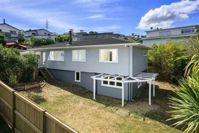Photo of property in 33 Helleur Road, Massey, Auckland, 0614