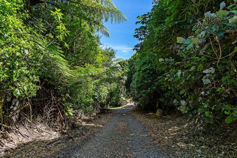 Photo of property in 145 Fraser Avenue, Johnsonville, Wellington, 6035