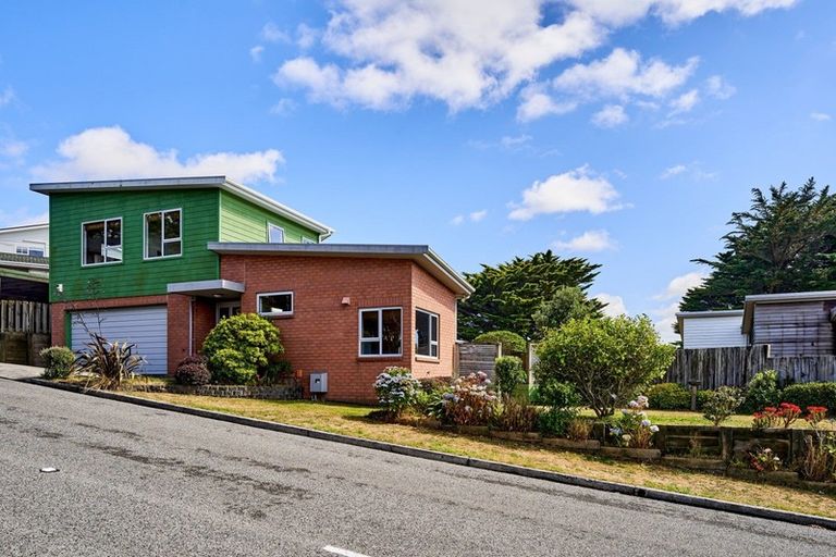 Photo of property in 38 John Sims Drive, Broadmeadows, Wellington, 6035