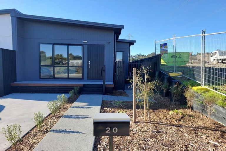 Photo of property in 20 Harvie Mcwatt Drive, Totara Park, 2019