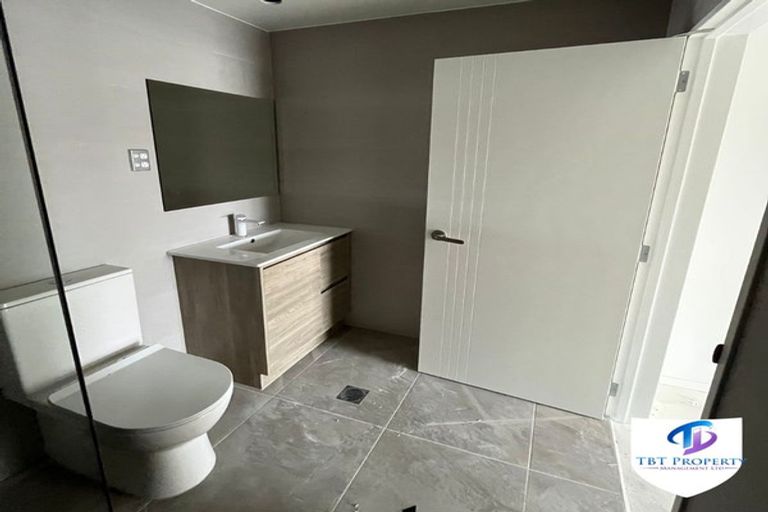 Photo of property in 14 Jenkins Place, Manurewa East, Auckland, 2102
