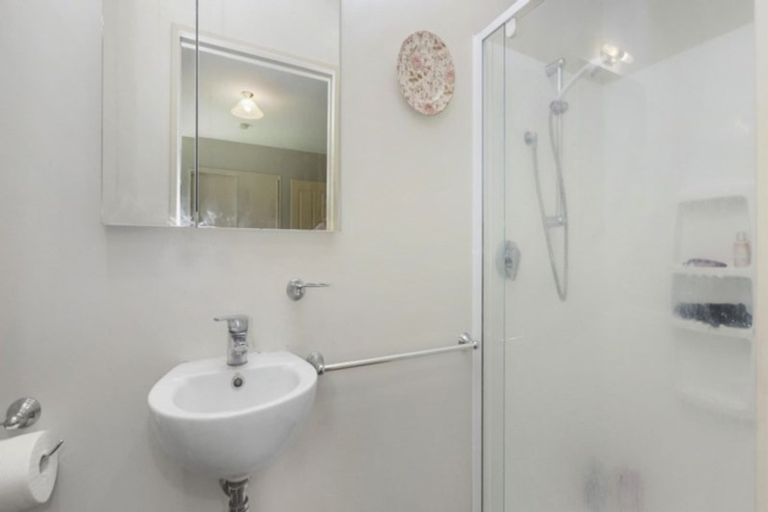 Photo of property in 16 Jozecom Place, Rolleston, 7614