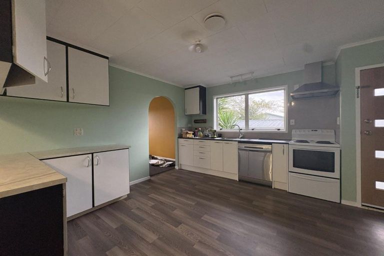 Photo of property in 27 Wairoa Place, Tokoroa, 3420