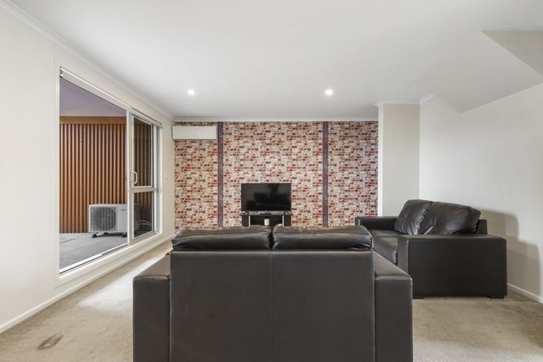Photo of property in 7u5 Vialou Street, Hamilton Central, Hamilton, 3204