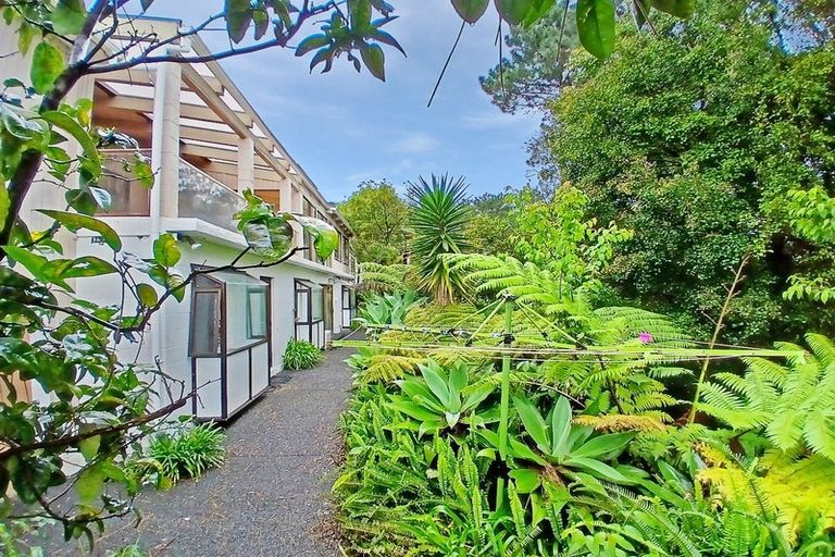 Photo of property in 9 Saddleback Rise, Murrays Bay, Auckland, 0630