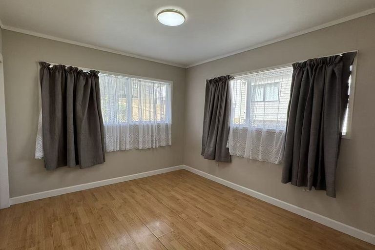 Photo of property in 206 Ti Rakau Drive, Pakuranga Heights, Auckland, 2010