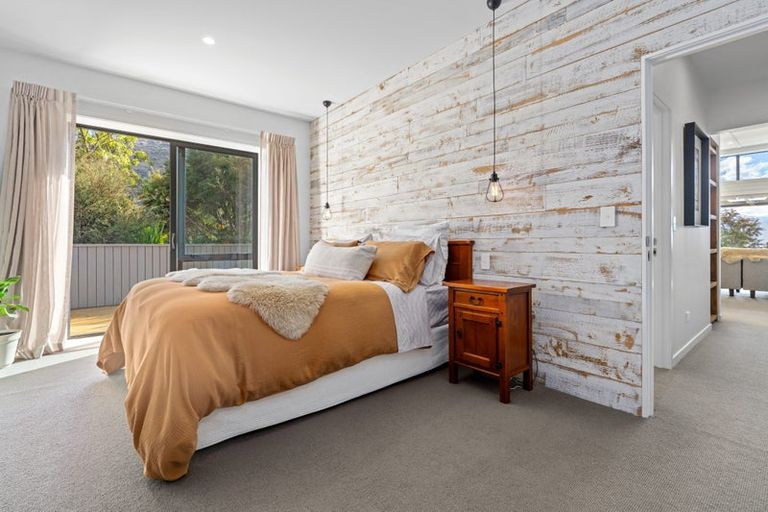 Photo of property in 12 Flora Dora Parade, Lake Hawea, Wanaka, 9382