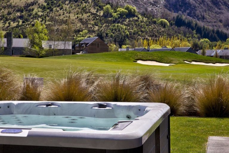 Photo of property in Millbrook Resort, 4 Dalgleish Lane, Arrowtown, 9371
