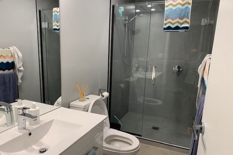 Photo of property in 52 Dover Street, St Albans, Christchurch, 8014