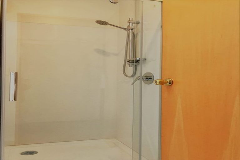 Photo of property in 85 Matipo Street, Riccarton, Christchurch, 8041