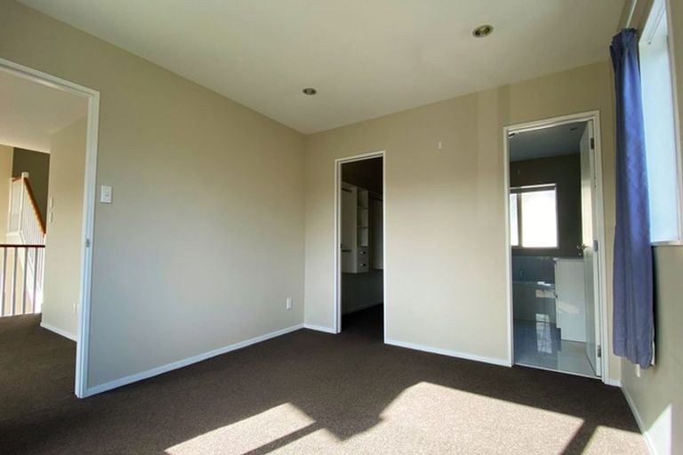 Photo of property in 12 Marsh Avenue, Forrest Hill, Auckland, 0620