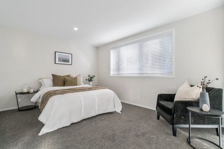 Photo of property in 34 Metoriti Crescent, Karaka, 2124