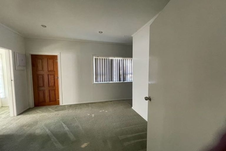 Photo of property in 11 Fraser Road, Papatoetoe, Auckland, 2025