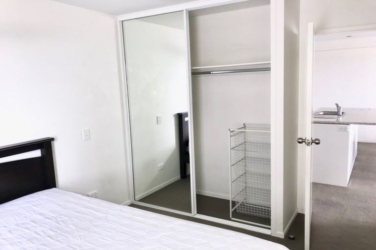 Photo of property in 135 Victoria Street, Cambridge, 3434