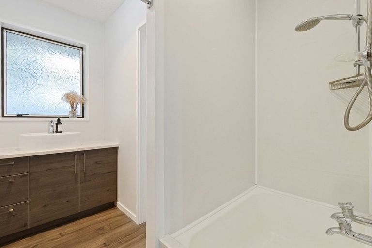 Photo of property in 2/373 Hereford Street, Linwood, Christchurch, 8011