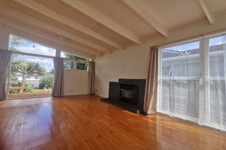 Photo of property in 47 Minaret Drive, Bucklands Beach, Auckland, 2014