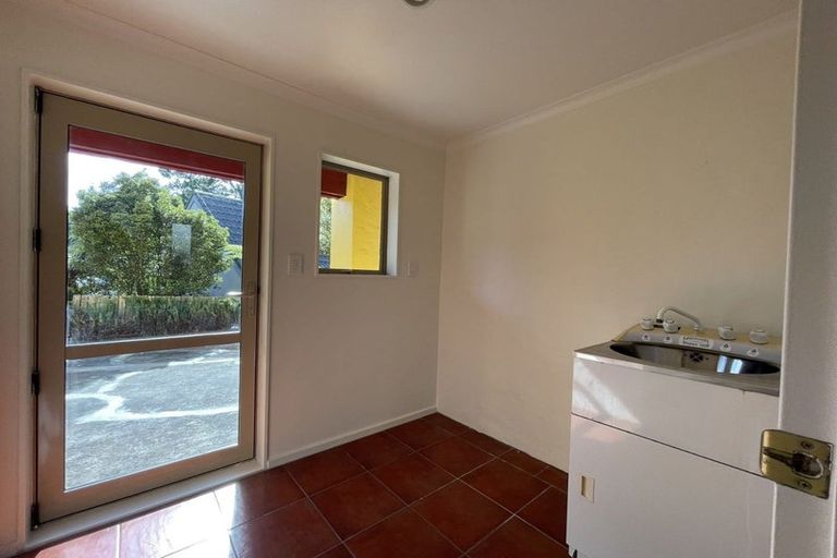 Photo of property in 10 Glendhu Road, Bayview, Auckland, 0629