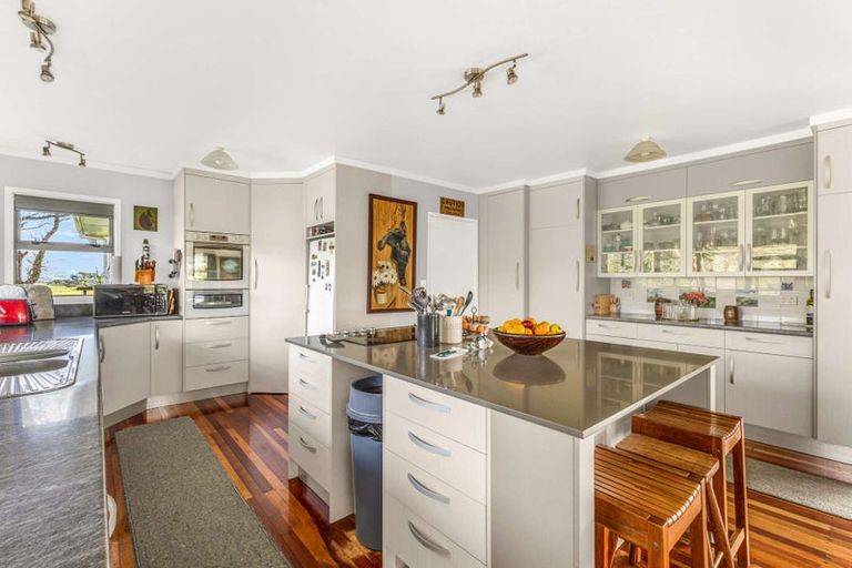 Photo of property in 9 Pukearuhe Road, Mimi, Urenui, 4377