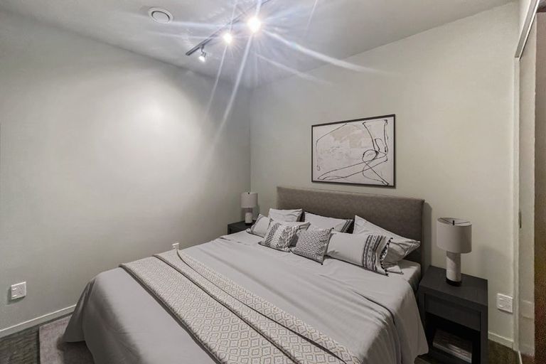 Photo of property in Revolucion Apartments, 211e/28 Torrens Terrace, Mount Cook, Wellington, 6011