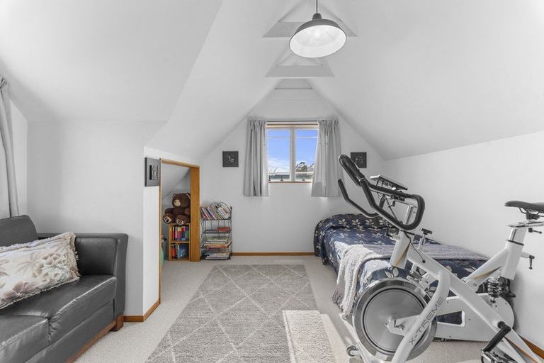 Photo of property in 5 Bosworth Street, Egmont Village, 4372