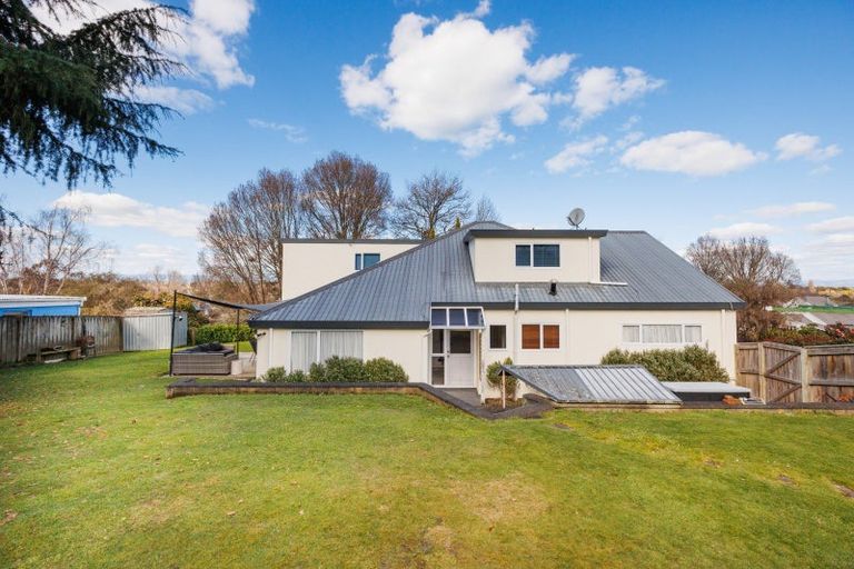 Photo of property in 34 Wellesley Street, Feilding, 4702