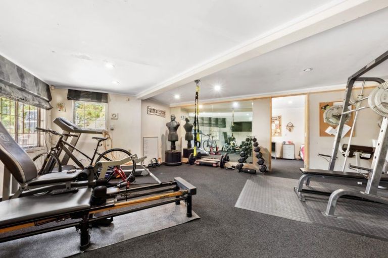 Photo of property in 303 Don Buck Road, Massey, Auckland, 0614