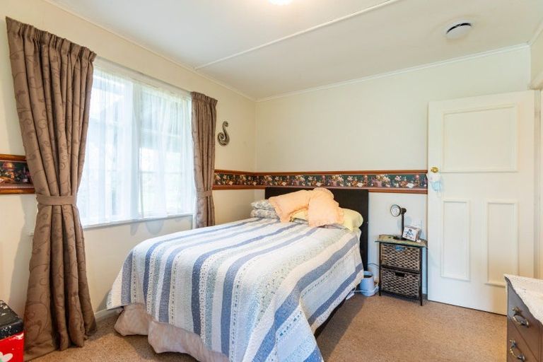 Photo of property in 15 Haswell Street, Eketahuna, 4900