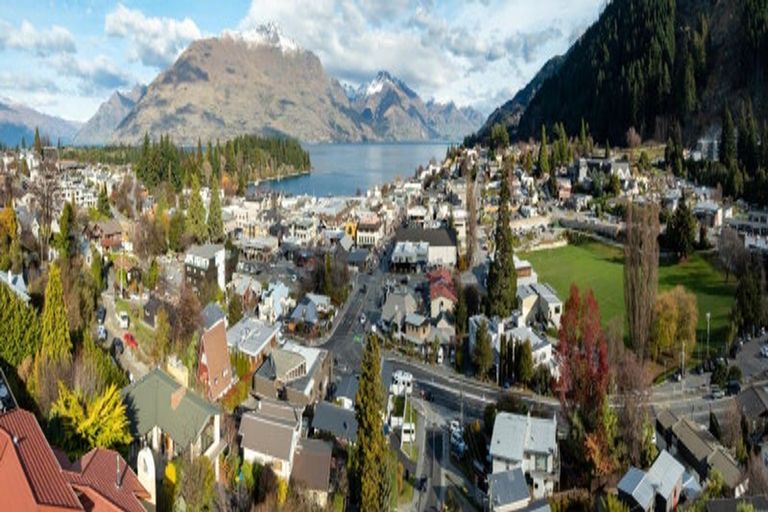 Photo of property in 7 Turner Street, Queenstown, 9300