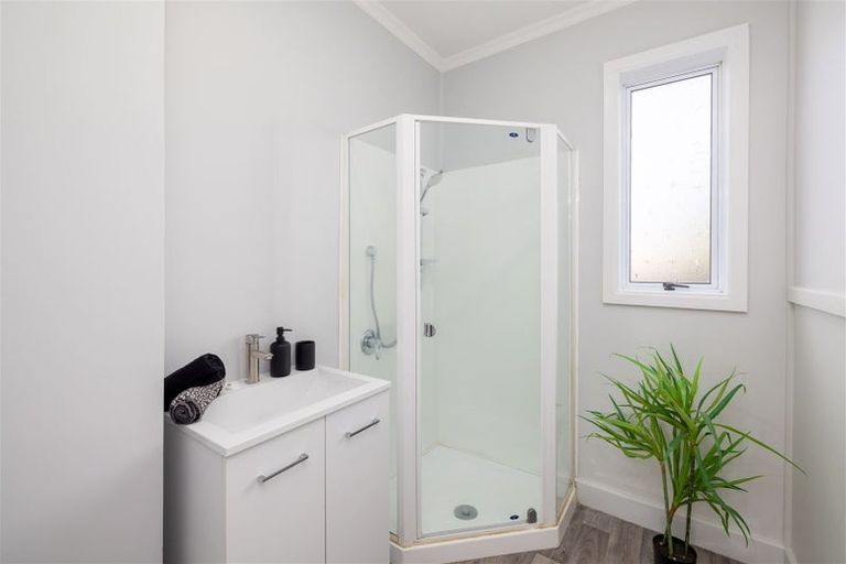 Photo of property in 8 Domain Terrace, Spreydon, Christchurch, 8024