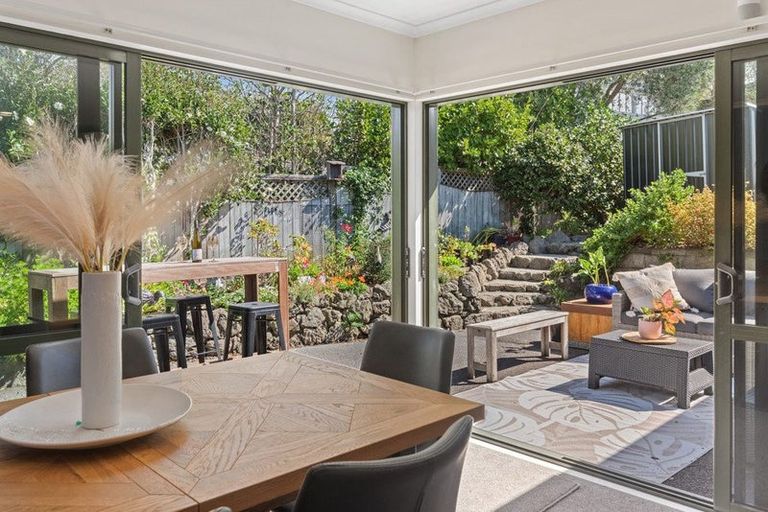 Photo of property in 24 Coventry Way, Long Bay, Auckland, 0630