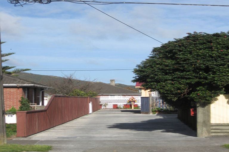 Photo of property in 14a Kowhai, Naenae, Lower Hutt, 5011