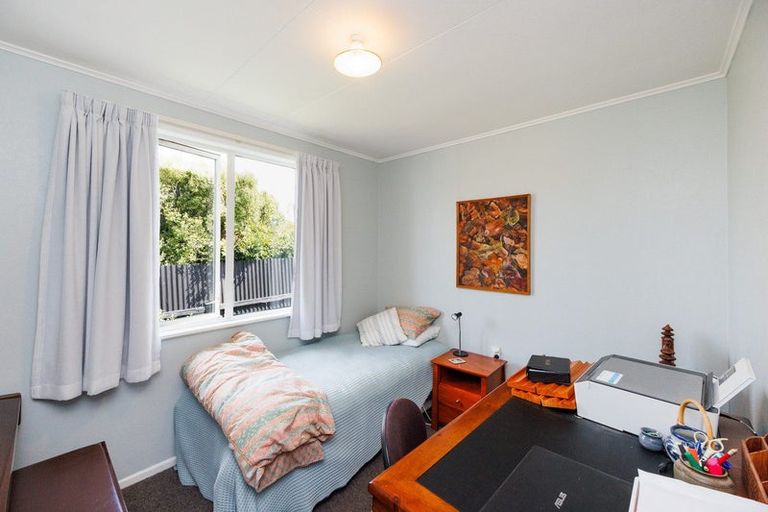 Photo of property in 8a Bond Street, Marton, 4710