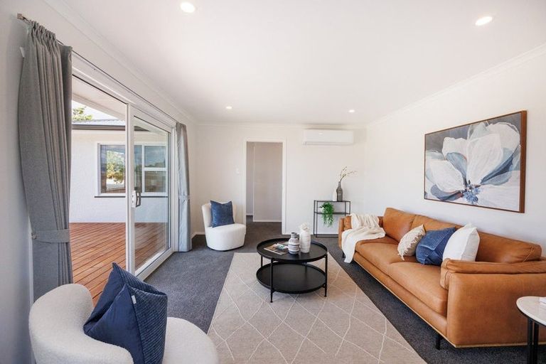 Photo of property in 5 Belvedere Crescent, Takaro, Palmerston North, 4412