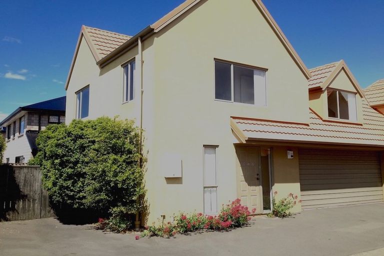 Photo of property in 1/17 George Street, Riccarton, Christchurch, 8041