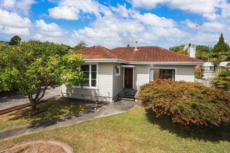 Photo of property in 10 Vectis Road, Hillcrest, Hamilton, 3216