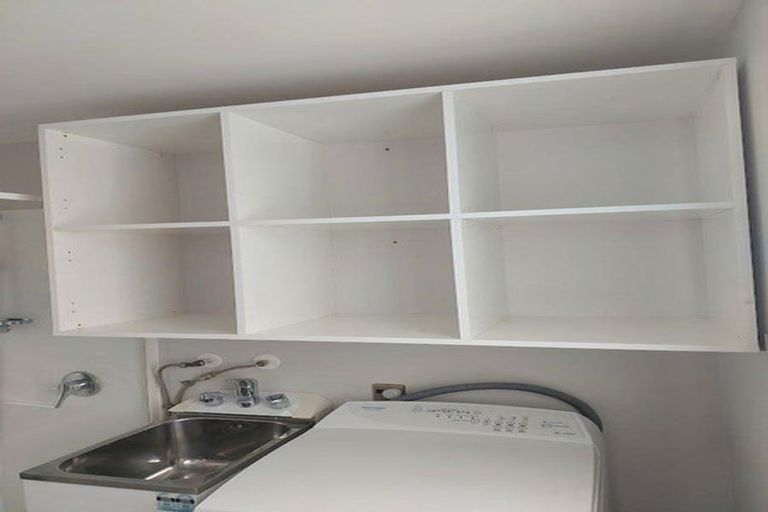 Photo of property in 30a Paremata Crescent, Paremata, Porirua, 5024