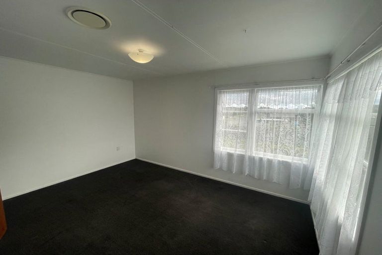 Photo of property in 39 Miro Street, Inglewood, 4330