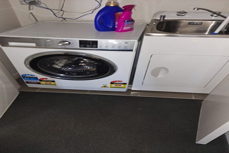 Photo of property in Monument Apartments, 5c/245 Wakefield Street, Te Aro, Wellington, 6011
