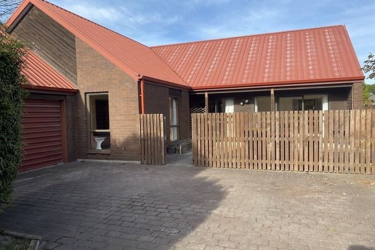 Photo of property in 1/91 Merrin Street, Avonhead, Christchurch, 8042