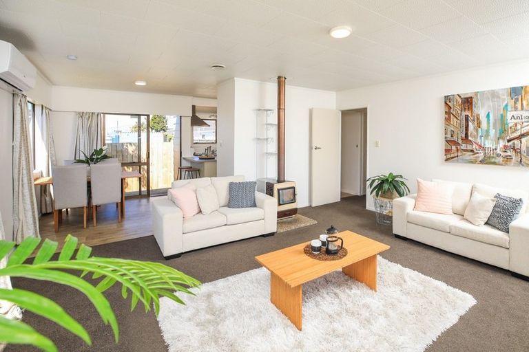 Photo of property in 38u3 Smith Street, Frankton, Hamilton, 3204