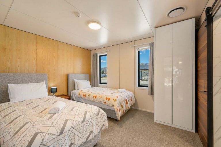Photo of property in 43 Shortcut Road, Cromwell, 9310