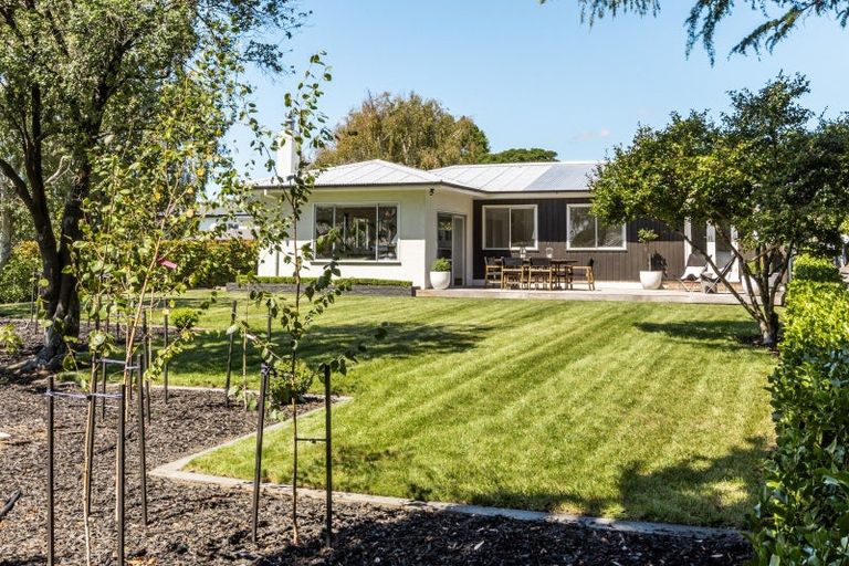 Photo of property in 23 Saint Hill Lane, Havelock North, 4130