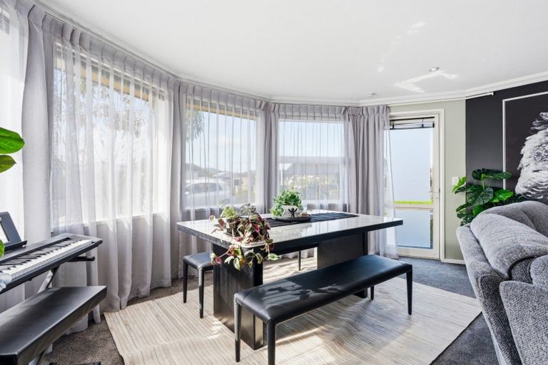 Photo of property in 6b Reid Avenue, Mosgiel, 9024