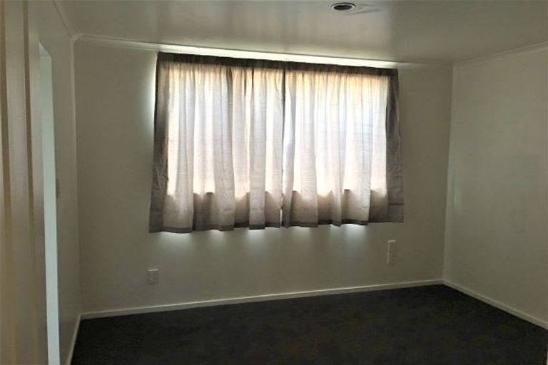 Photo of property in 9a Margarita Rise, Pukekohe, 2120