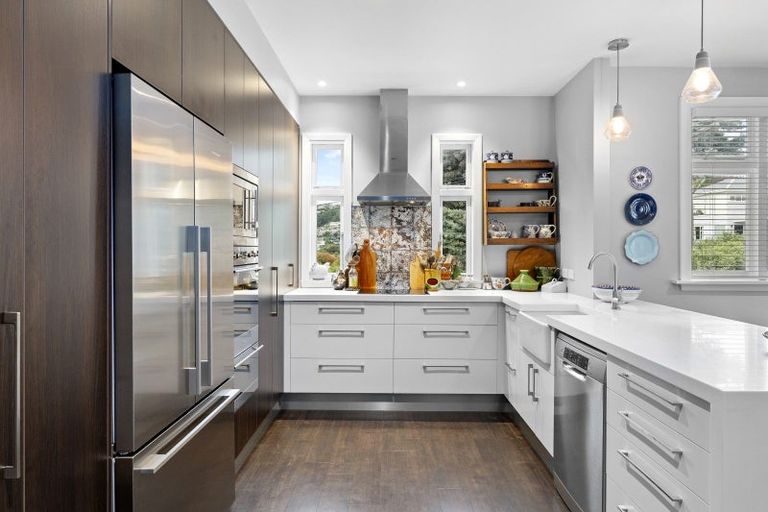 Photo of property in 5 Merlewood Avenue, Cashmere, Christchurch, 8022