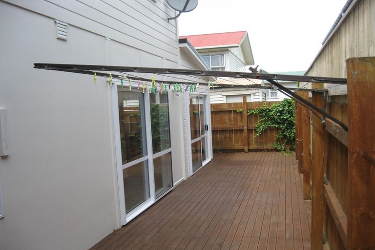 Photo of property in 37e Frankmoore Avenue, Johnsonville, Wellington, 6037