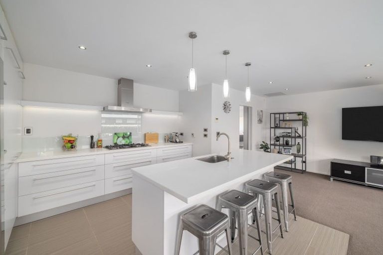 Photo of property in 44 Brookwater Avenue, Northwood, Christchurch, 8051