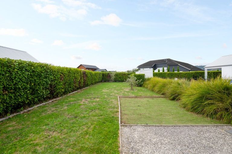 Photo of property in 77 Alan Livingston Drive, Cambridge, 3434