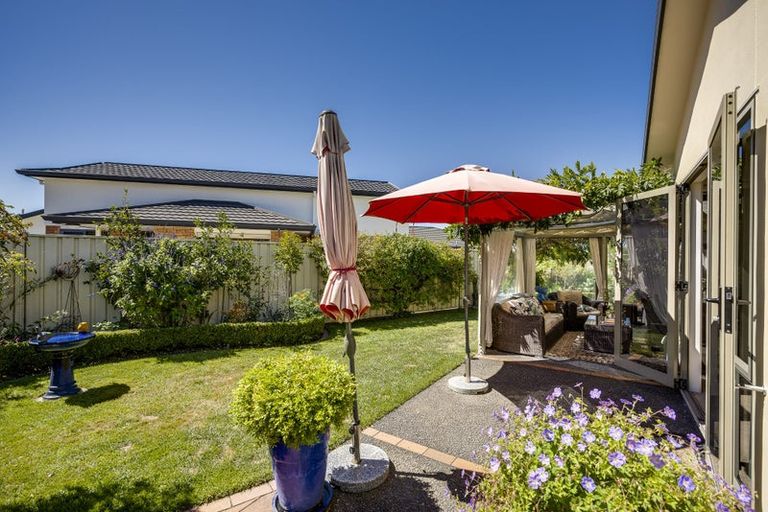 Photo of property in 86 Kensington Drive, Taradale, Napier, 4112