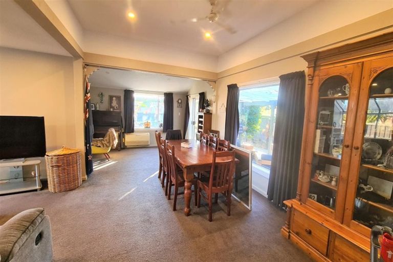 Photo of property in 78 Englefield Road, Northwood, Christchurch, 8051